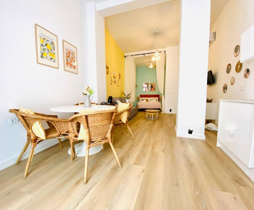 Beautiful And Charming Loft In Russafa Soho Apartment Valencia Exterior photo