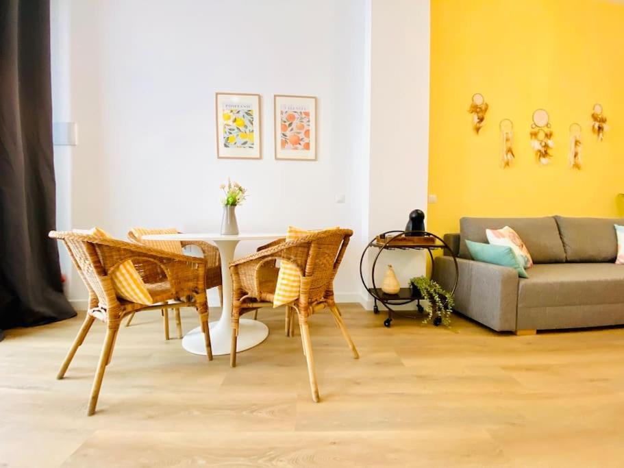 Beautiful And Charming Loft In Russafa Soho Apartment Valencia Exterior photo
